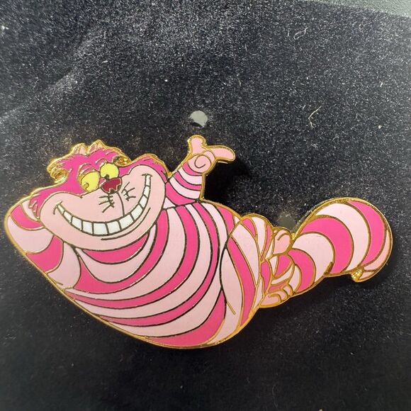 Vintage Disney Cheshire Cat Pin Alice in Wonderland 2002 Official Trading LE New - Picture 1 of 7
